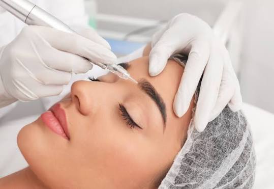 Người đang trong quá trình điều trị hóa trị, xạ trị hoặc dùng thuốc chống đông máu